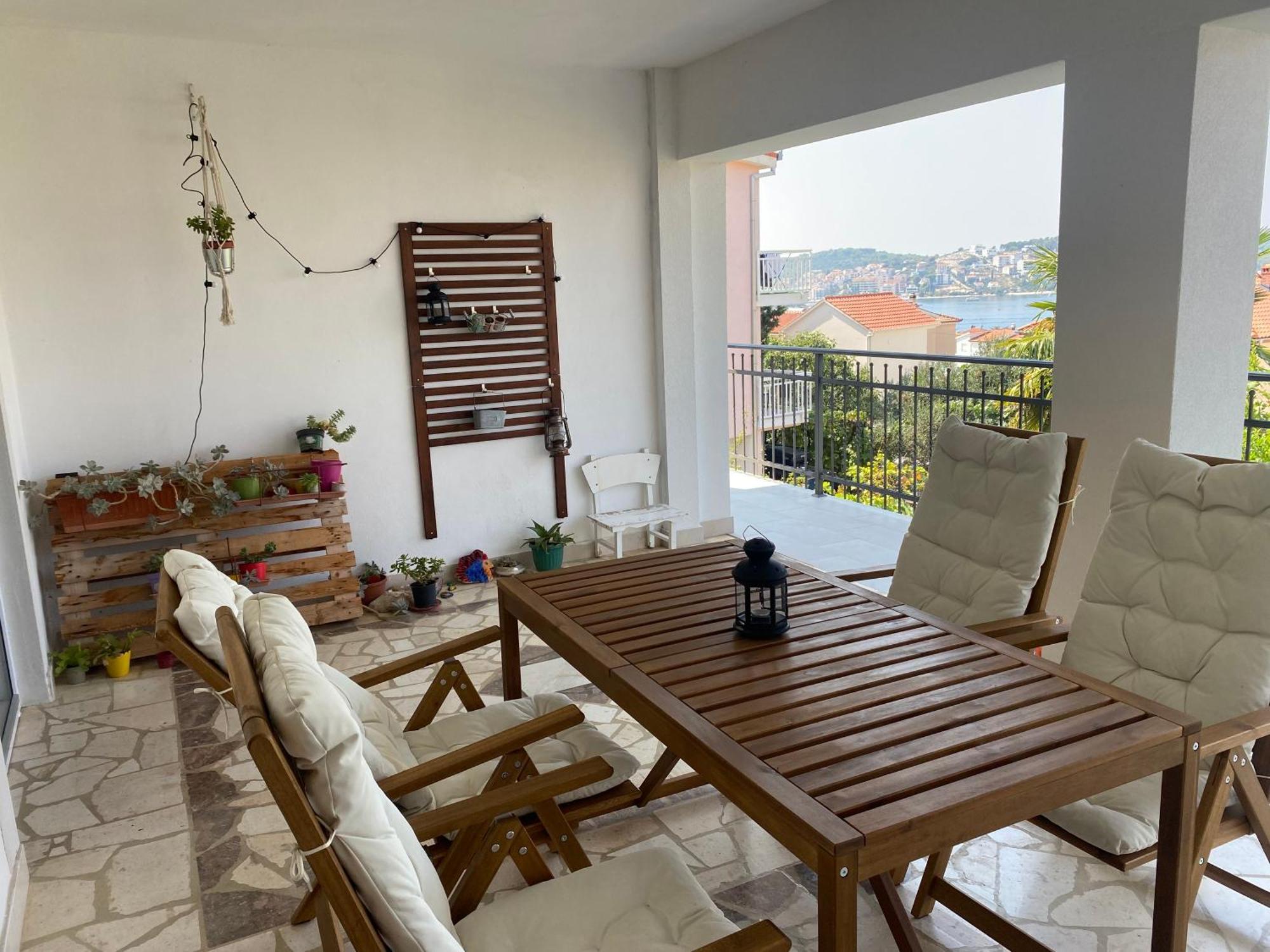 Merla Trogir Exteriör bild
